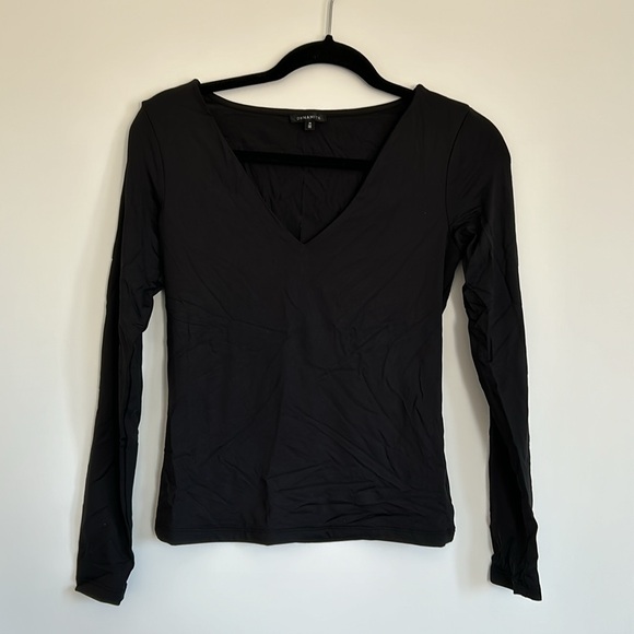 ⭐️Combo⭐️ Dynamite black and white tank top - Picture 4 of 9